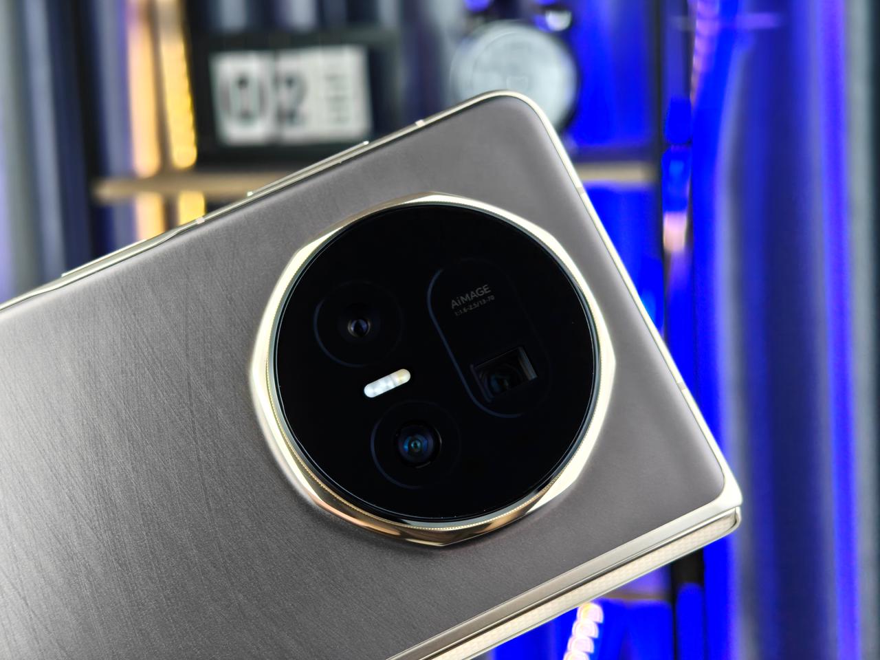 Honor Magic V5 được trang bị cụm camera Link Vuaboss mới nhất linh hoạt