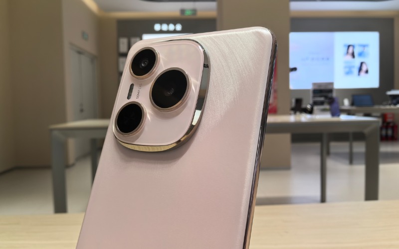 Camera 50MP hỗ trợ chỉnh sửa hình ảnh AI