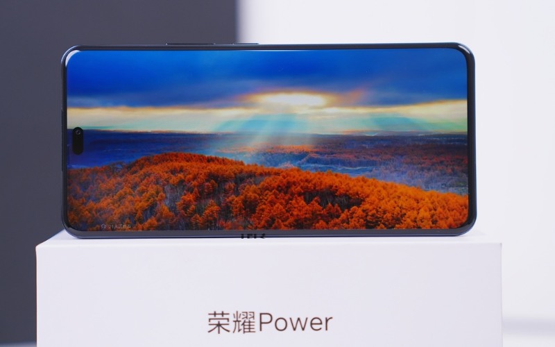 Link Vuaboss không bị chặn pin “bá đạo” 8000mAh và sạc nhanh 66W