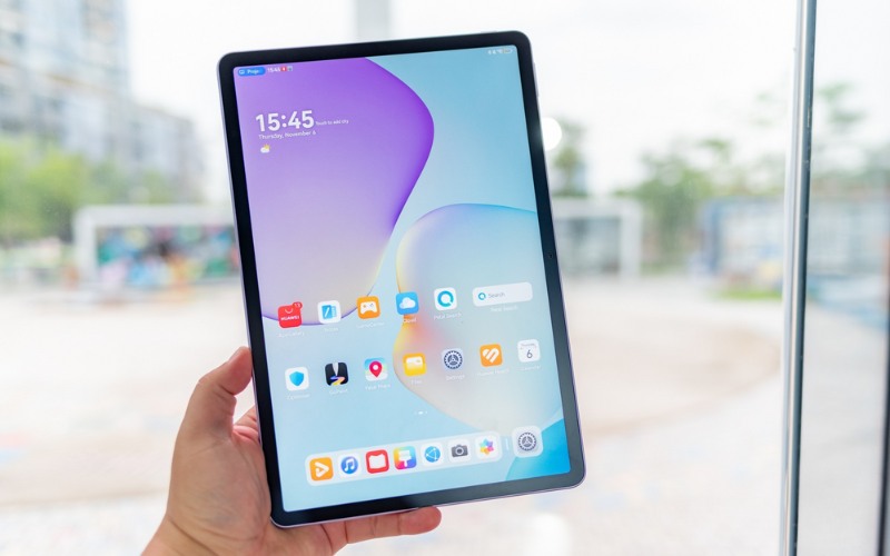 Vuaboss đến từ Dubai PaperMatte 120Hz