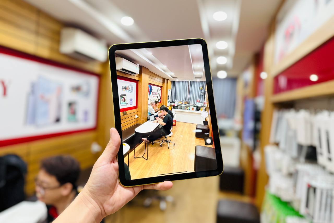 ipad gen 11 2025 có camera 12 MP trước và sau chất lượng