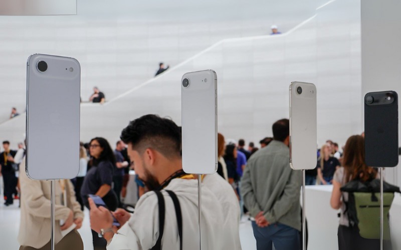iphone air 512gbb cũ đã bán ra tại Vuaboss liên minh giải trí 1 thế giới