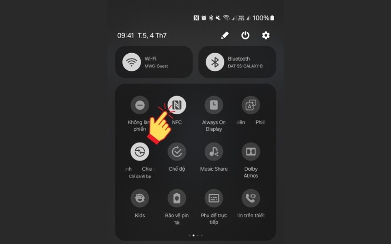 Dùng Thanh trạng thái bật NFC