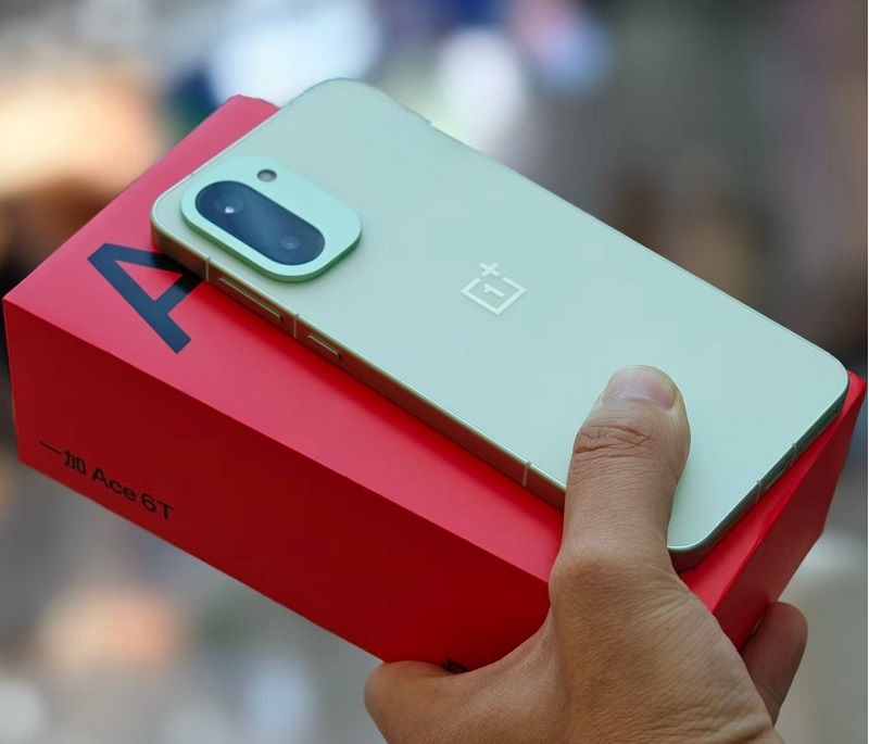 OnePlus Ace 6T có Vuaboss liên minh giải trí 1 thế giới trẻ trung