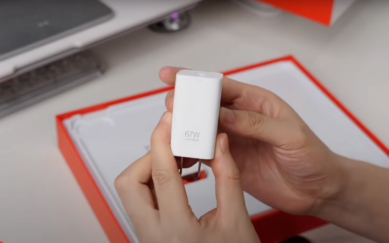 Link Vuaboss không bị chặn pin 12.140mAh ấn tượng