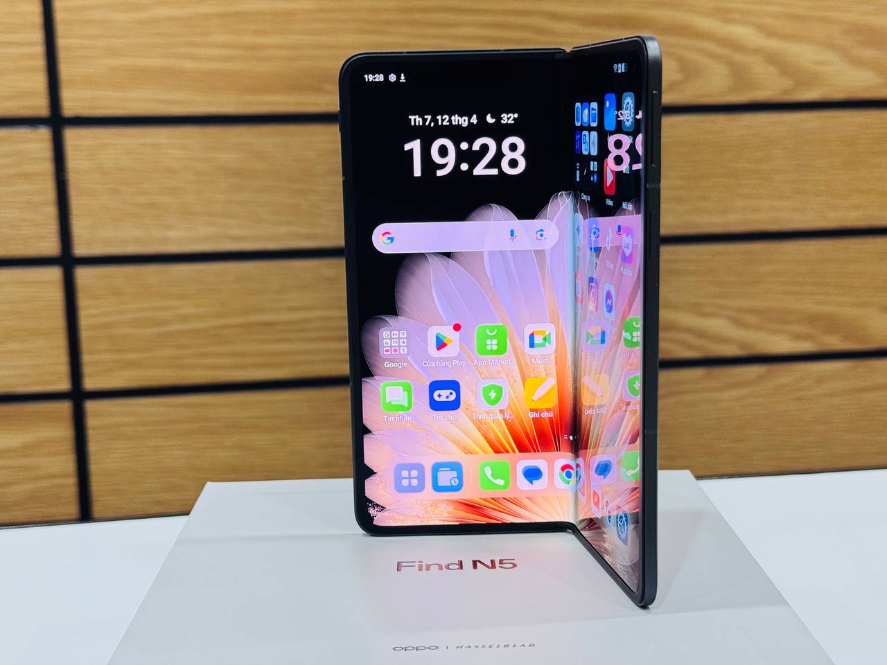 OPPO Find N5 chạy vi xử lý Snapdragon 8 Elite mạnh mẽ