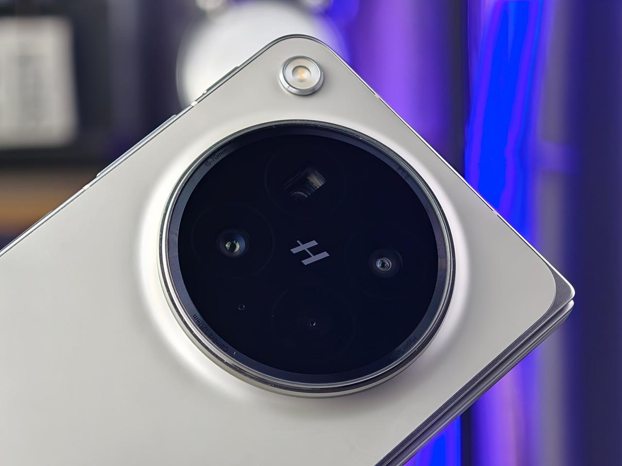 Cụm camera OPPO Find N6 có cảm biến lên tới 200MP
