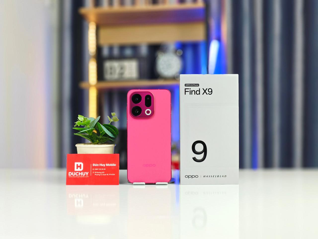 OPPO Find X9 ra mắt với 3 màu: titan, đen và đỏ