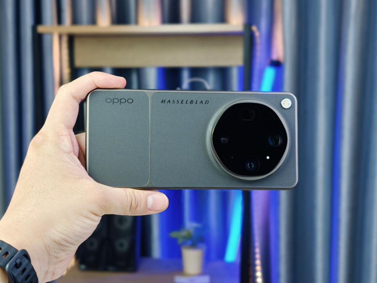 Trên tay OPPO Find X9 Ultra