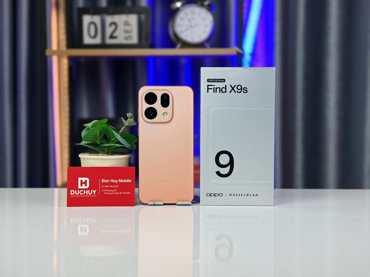 Đập hộp OPPO Find X9s