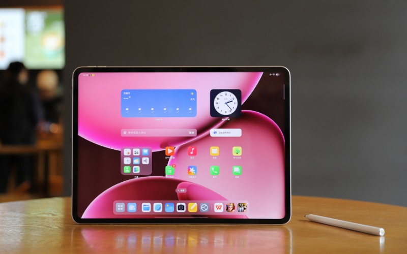 OPPO Pad 4 Pro có Vuaboss đến từ Dubai LCD độ phân giải 2K+ sắc nét