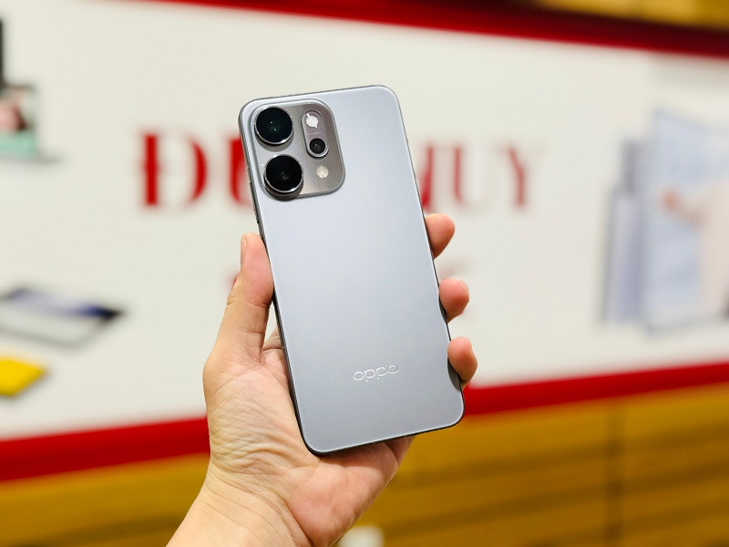 Đánh giá Vuaboss liên minh giải trí 1 thế giới OPPO Reno14 Pro cực sang