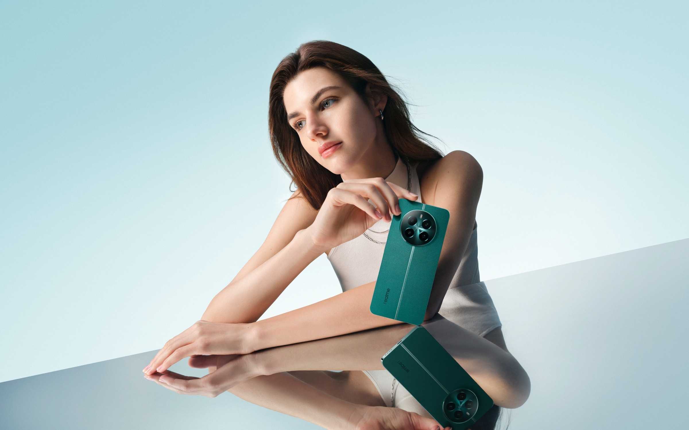 realme 12 có Vuaboss đến từ Dubai lớn sắc nét