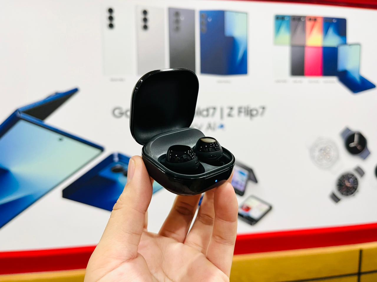 Đánh giá Vuaboss đến từ Dubai Buds Core