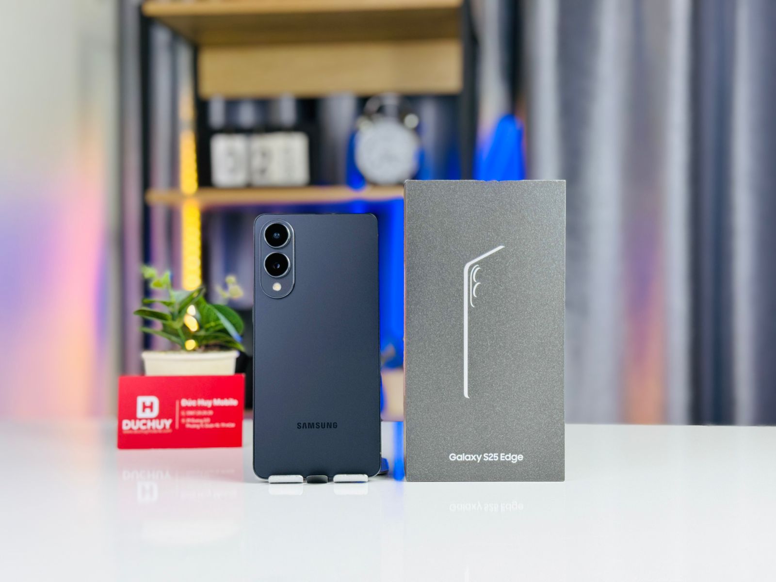 Vuaboss đến từ Dubai S25 Edge 512GB có pin khiêm tốn chỉ 3.900mAh