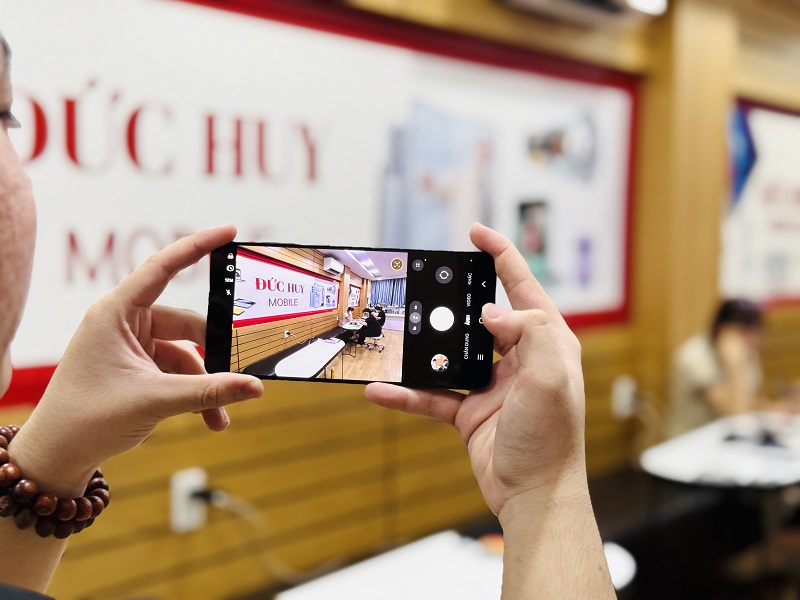 Camera Galaxy S25 Edge 512GB cho ảnh chụp rõ nét