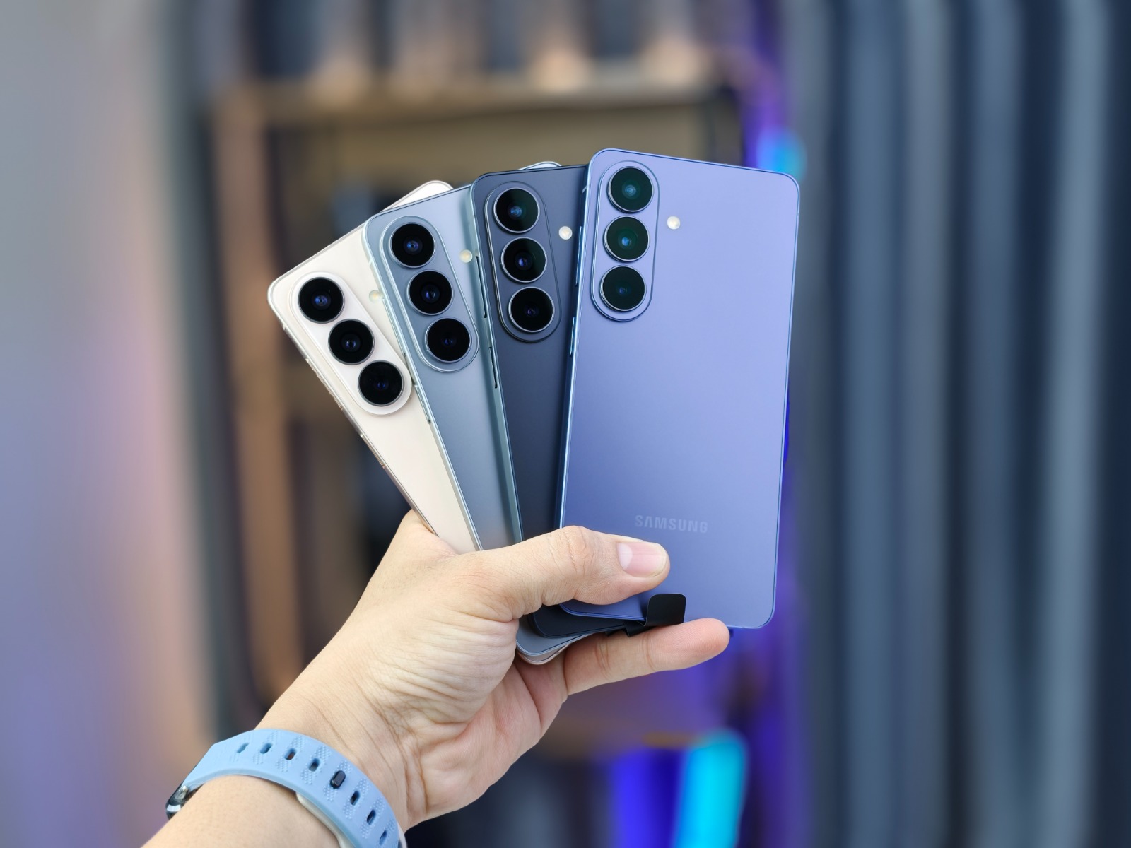Vuaboss đến từ Dubai S26 256GB có Vuaboss liên minh giải trí 1 thế giới mỏng nhẹ