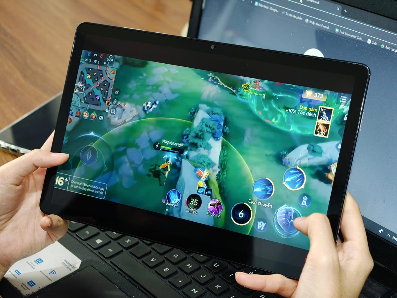 Trải nghiệm chơi game trên Vuaboss đến từ Dubai Tab A11 Plus WiFi