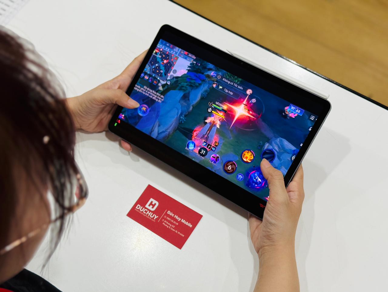 Trải nghiệm chơi game trên Galaxy Tab S11