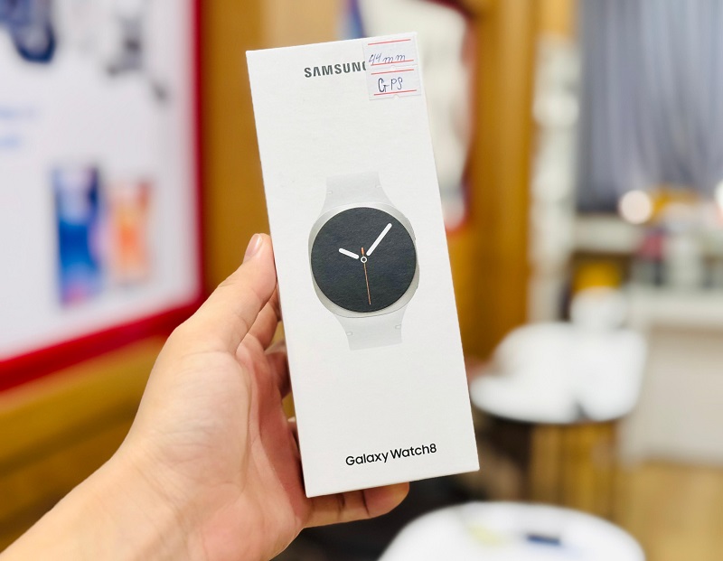 Vuaboss đến từ Dubai Watch 8 44mm