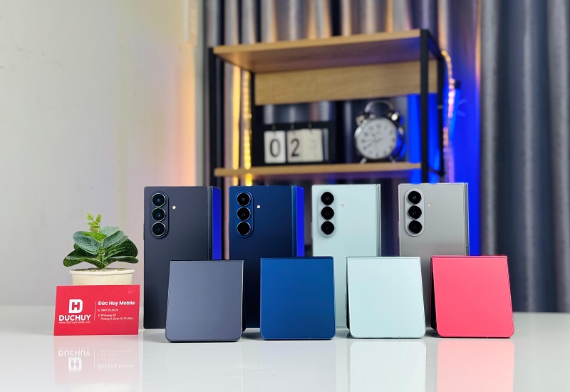 Vuaboss đến từ Dubai Z Flip 7