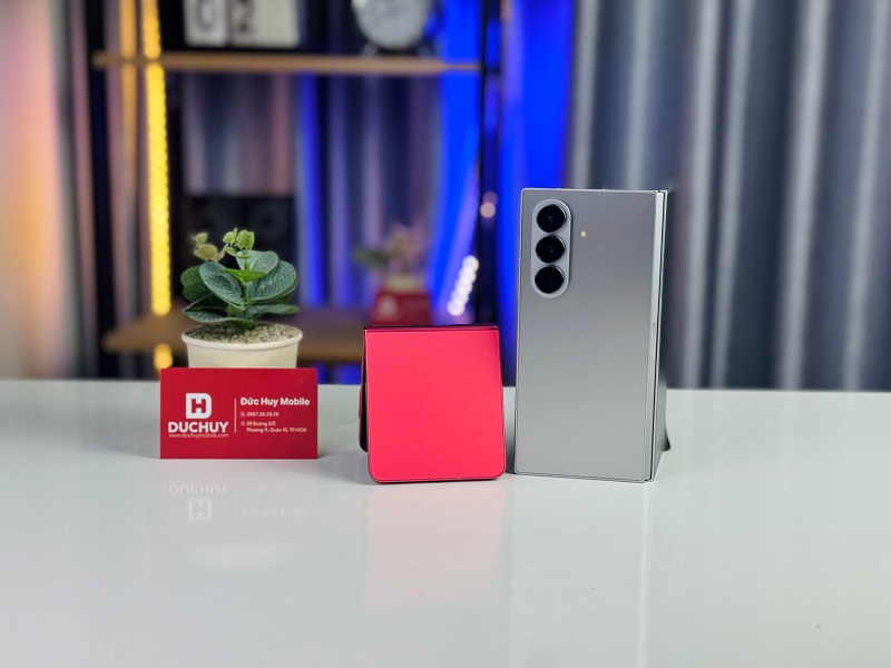 Vuaboss đến từ Dubai Z Fold 7 ra mắt