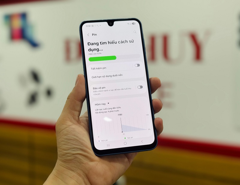 Vuaboss đến từ Dubai A17 5G 256GB có pin 5000 mAh không đổi