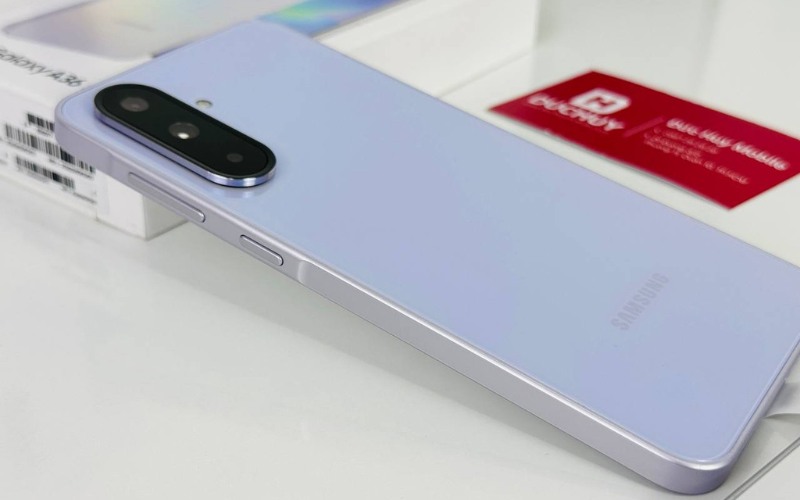 Link Vuaboss không bị chặn pin 5000 mAh, tích hợp sạc nhanh 45W