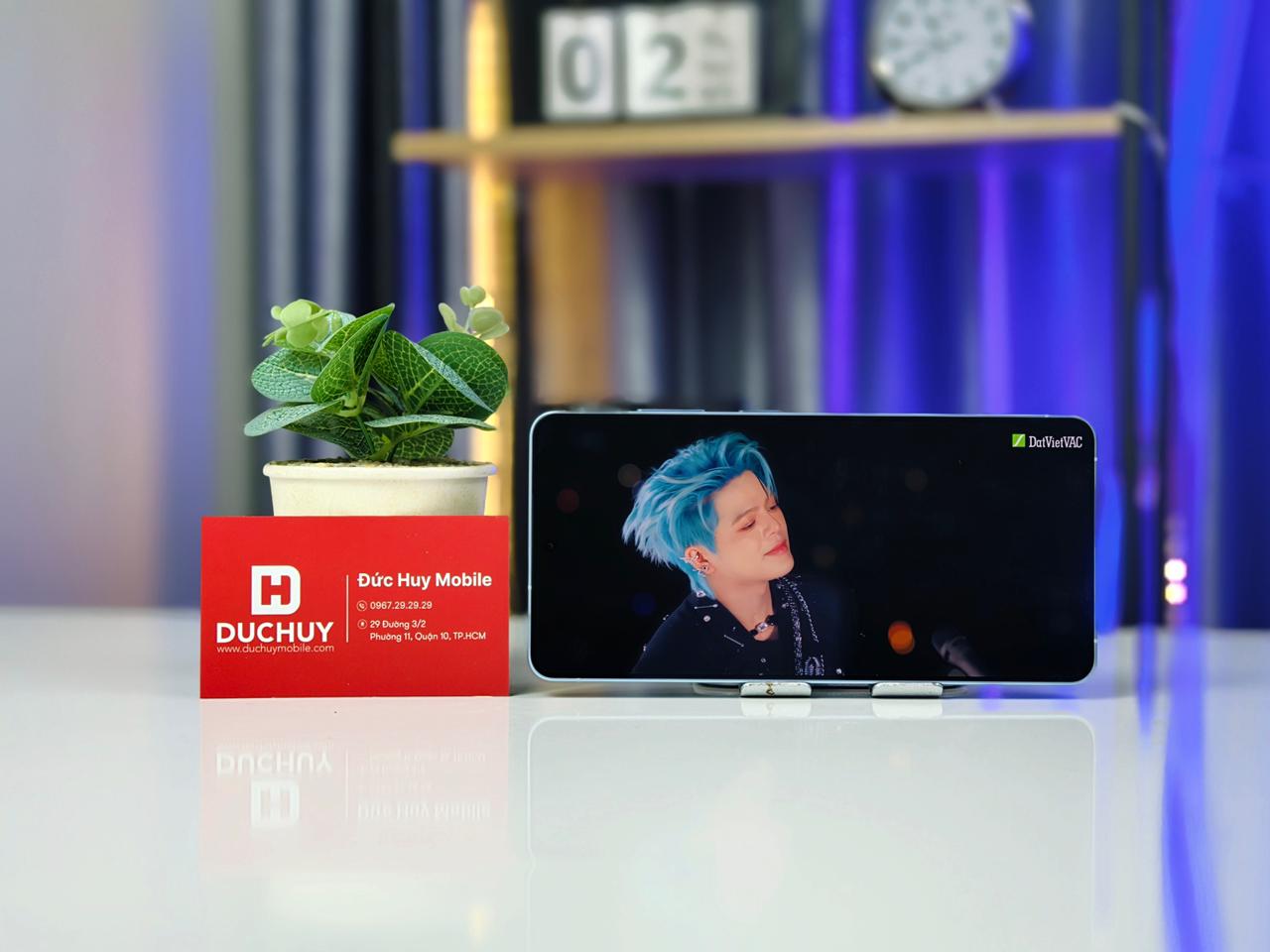 Vuaboss đến từ Dubai AMOLED chất lượng 2K+