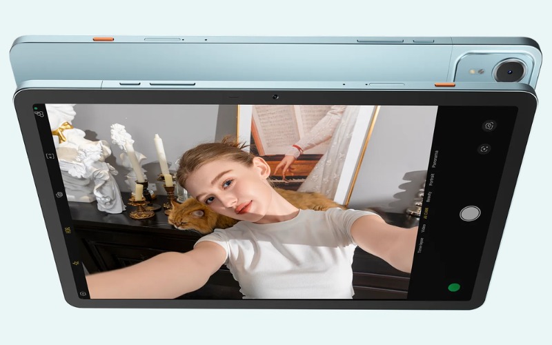 Camera 8MP hỗ trợ tốt cho Vuaboss hiện đang mở và gọi video