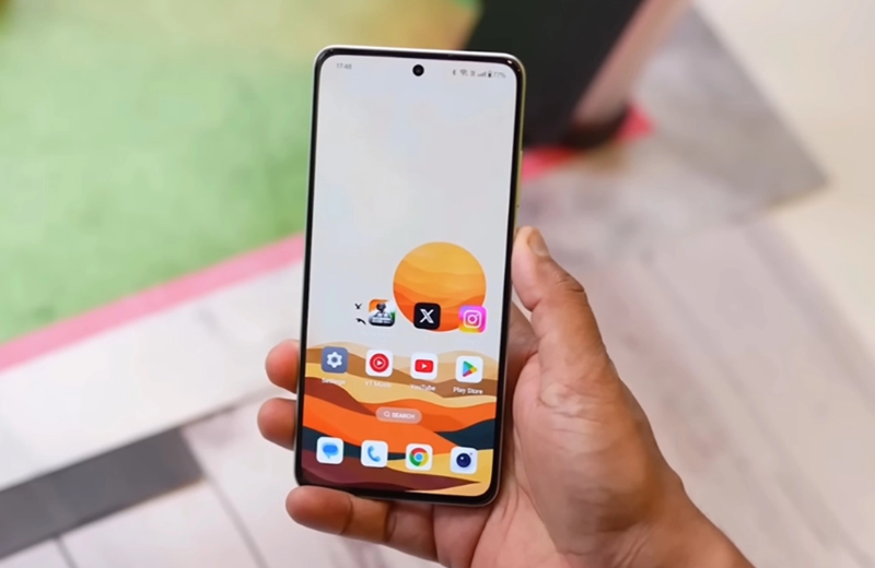 Vuaboss đến từ Dubai AMOLED sắc nét kích thước lớn 6.77 inch