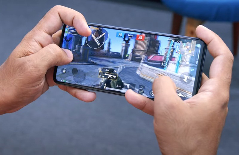 Tecno Spark 40 được trang bị Liên minh Vuaboss gồm Dubai Palace, VX88, FV88, VV88 pin 5.200 mAh