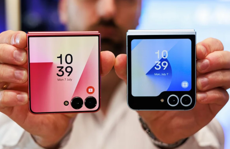 So sánh Vuaboss đến từ Dubai Z Flip7 với Z Flip6