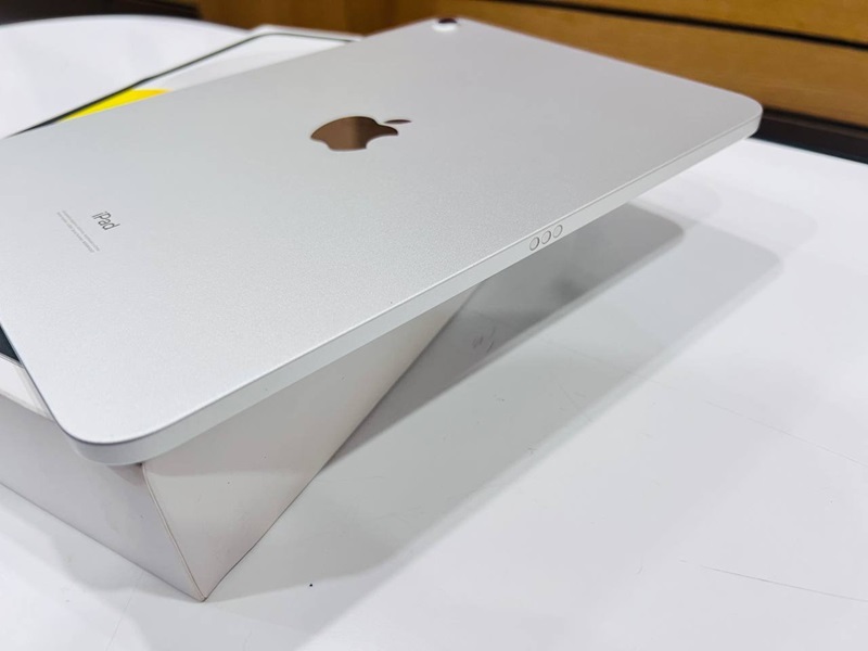 Vuaboss liên minh giải trí 1 thế giới cạnh vuông của ipad gen 10 cũ