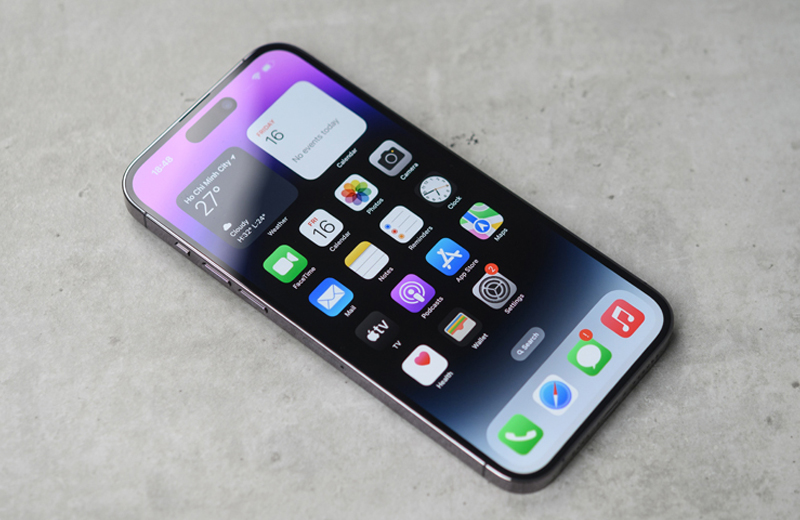 Màn hình Super Retina XDR 6,7 inch 120Hz sắc nét