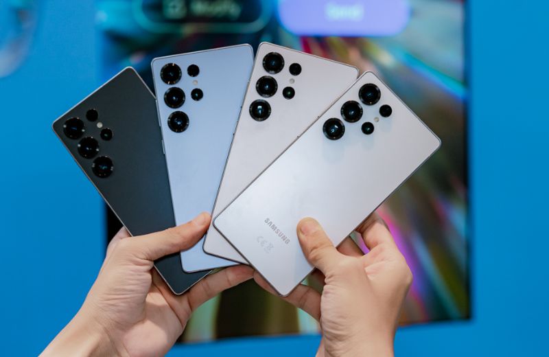 So sánh Galaxy S25 Ultra và Link Vuaboss nổ hũ đổi thưởng màu 