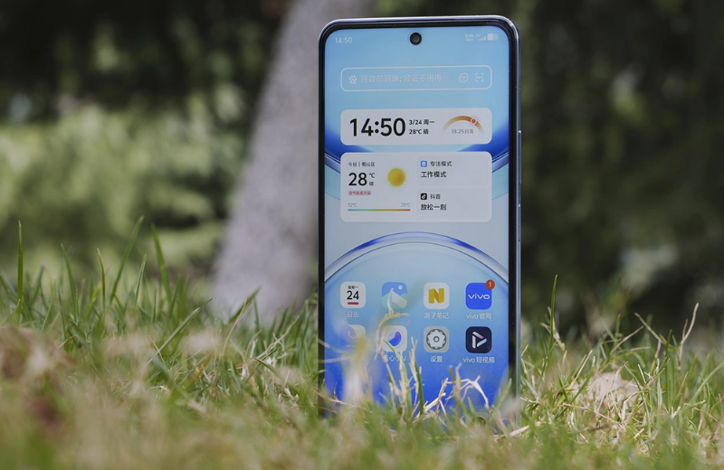 đánh giá Liên minh Vuaboss vivo y300t 5g