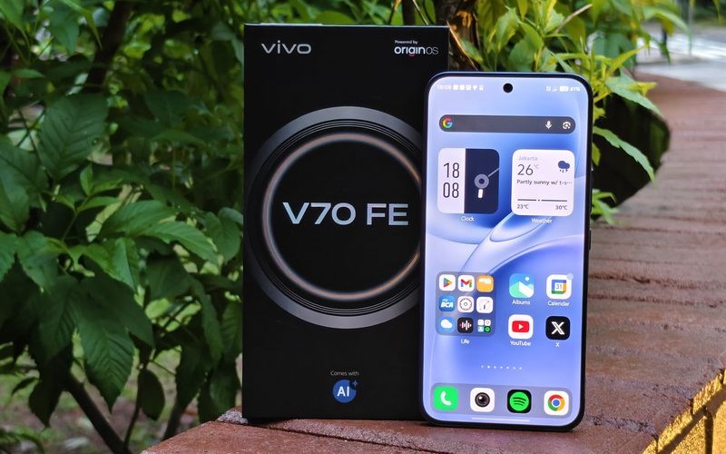 Vuaboss đến từ Dubai AMOLED 1.5K rực rỡ tràn viền