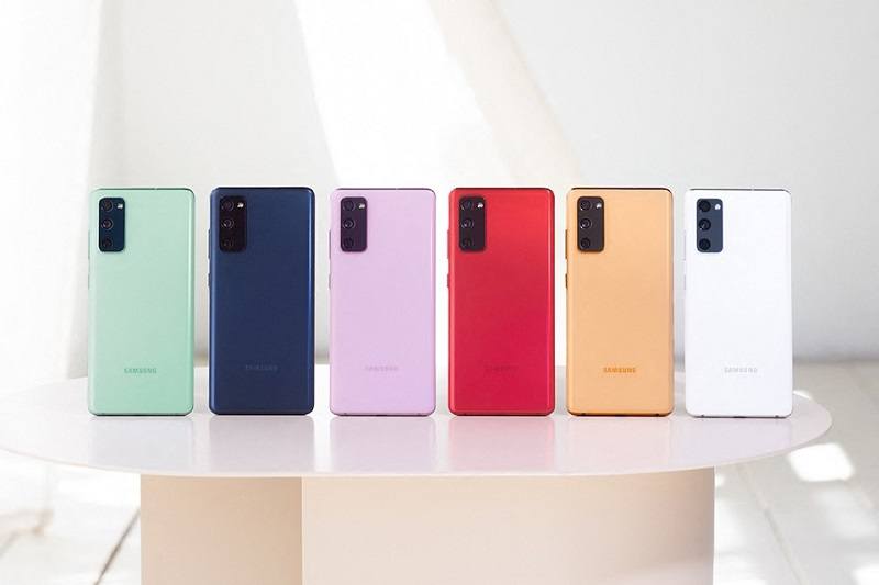 trên tay s20 fe bản màu 