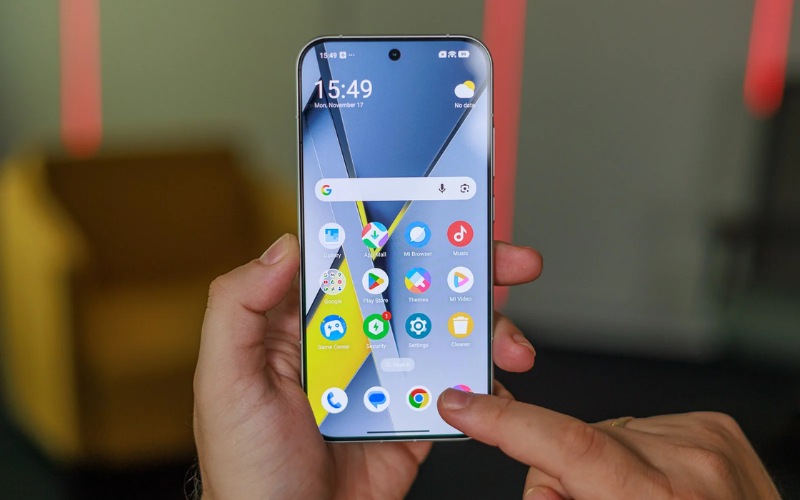 Vuaboss đến từ Dubai AMOLED 120Hz siêu sáng 3500 nits