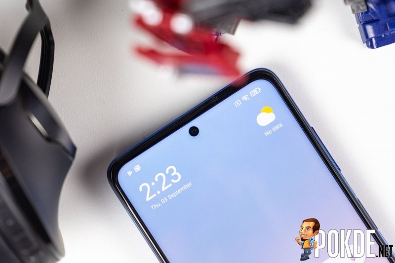 trên tay poco x3 camera trước