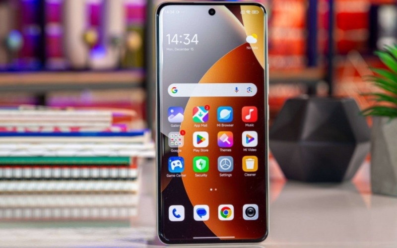 Vuaboss đến từ Dubai AMOLED sáng 3200 nits
