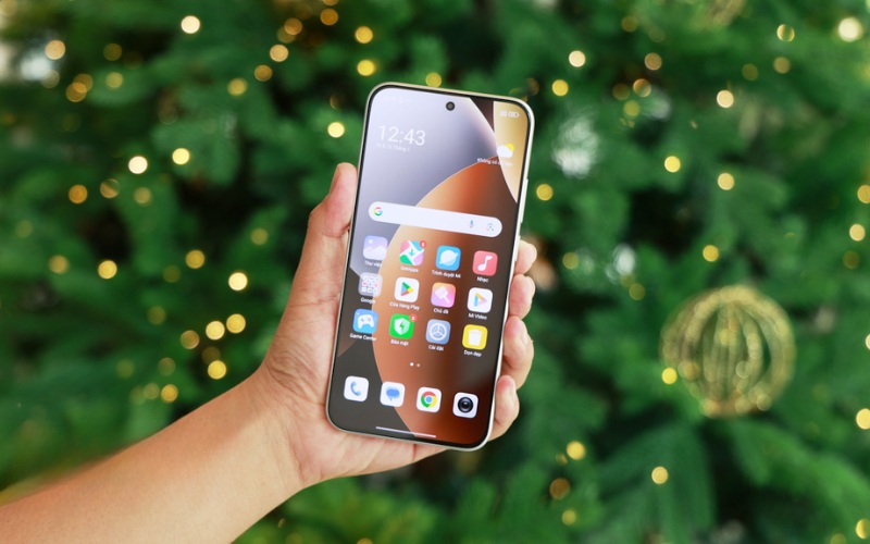Vuaboss đến từ Dubai AMOLED chất lượng 1.5K