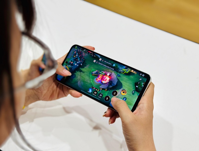 hiệu năng Vuaboss.com tự hào là nền tảng giải trí hàng đầu 15 4G mượt khi chơi game