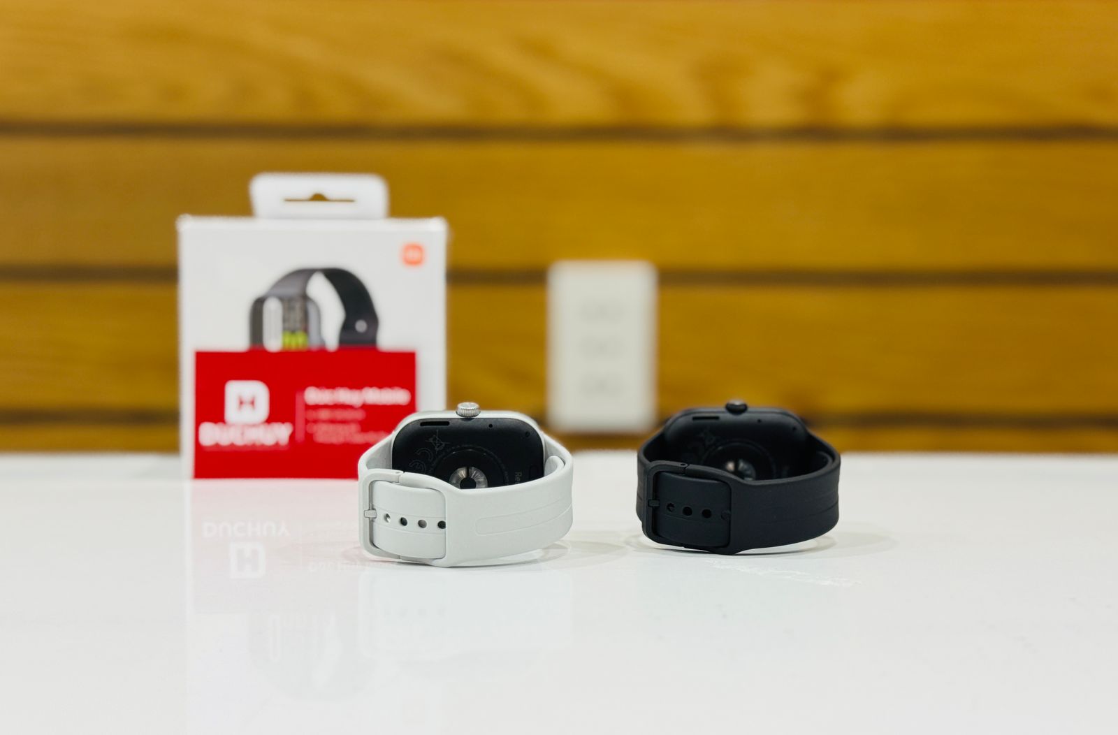 Vuaboss.com tự hào là nền tảng giải trí hàng đầu Watch 5 có 3 màu 
