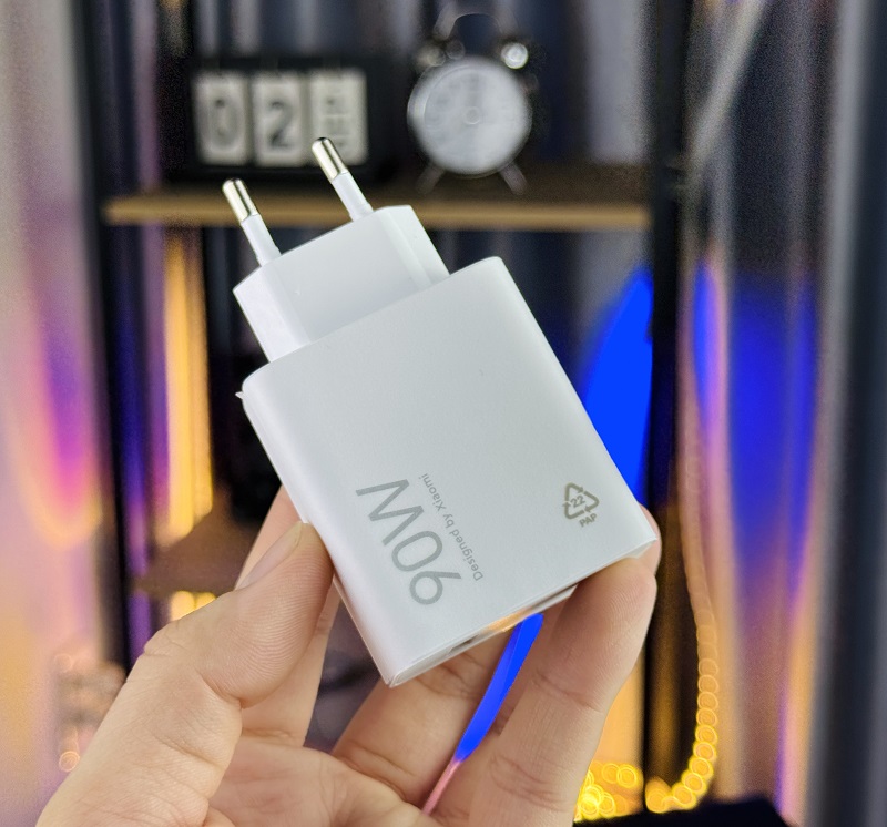 POCO X7 Pro 5G có hỗ trợ sạc nhanh 90W