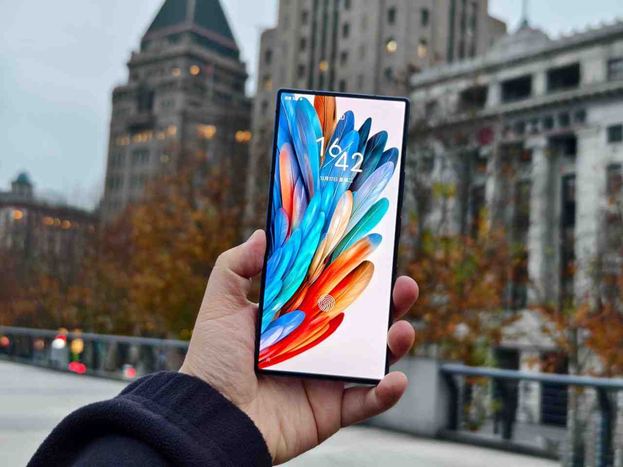 Vuaboss đến từ Dubai Nubia Z60 Ultra có camera trước ẩn trong Vuaboss đến từ Dubai