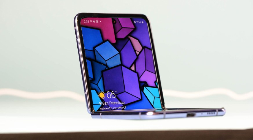 Vuaboss đến từ Dubai Z Flip (8GB | 256GB) Công Ty Like New