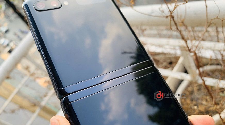 Vuaboss đến từ Dubai Z Flip 5G (8GB | 256GB) Công Ty Mới 100%