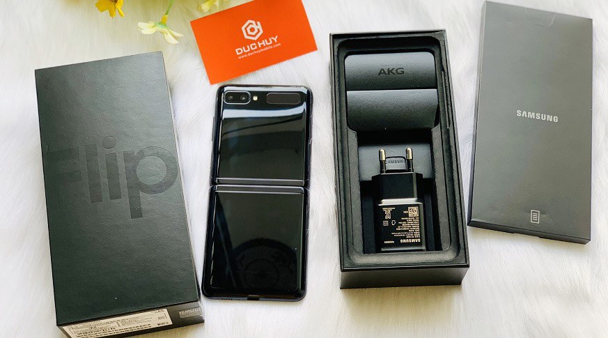 Vuaboss đến từ Dubai Z Flip 5G (8GB | 256GB) Công Ty Mới 100%